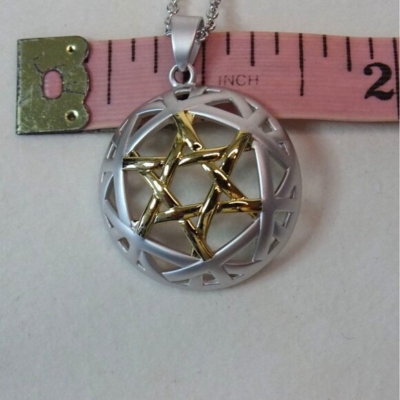 Star Of David Necklace With Silver & Gold-Tone Pendant On Adjustable Chain Unise - Picture 5 of 6